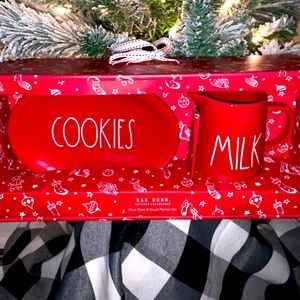Rae Dunn brand new Christmas cookies & milk set